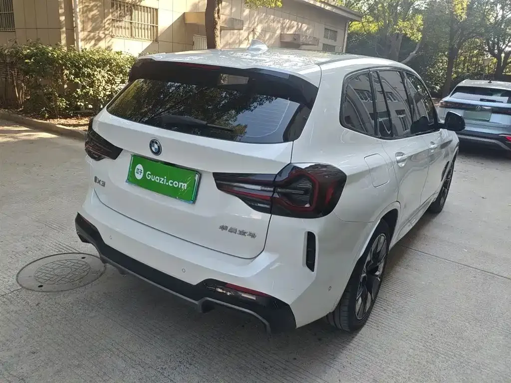 BMW iX3 2024 из CN, фото 7