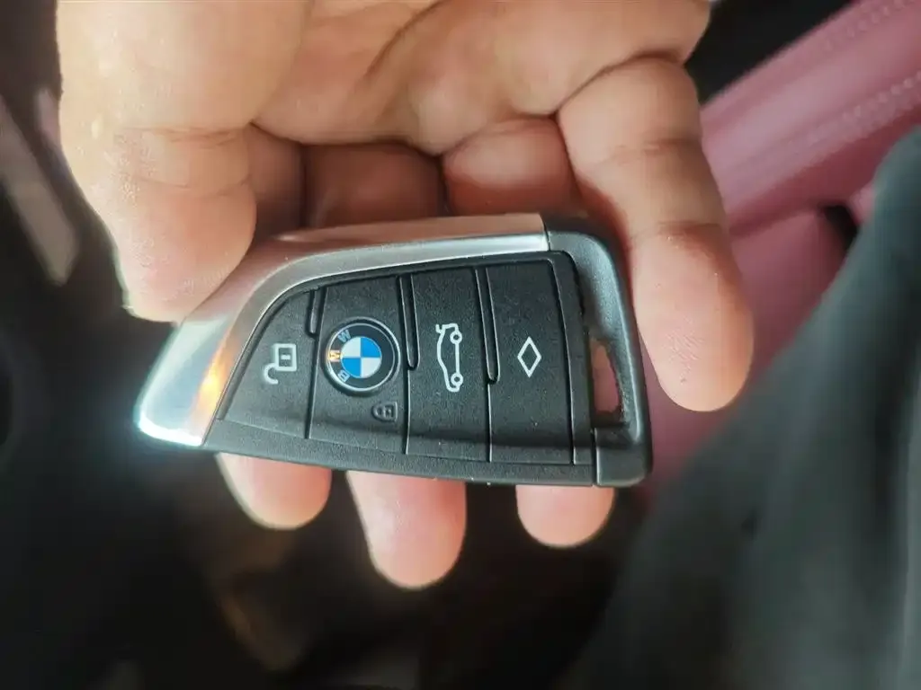 BMW iX3 2024 из CN, фото 9