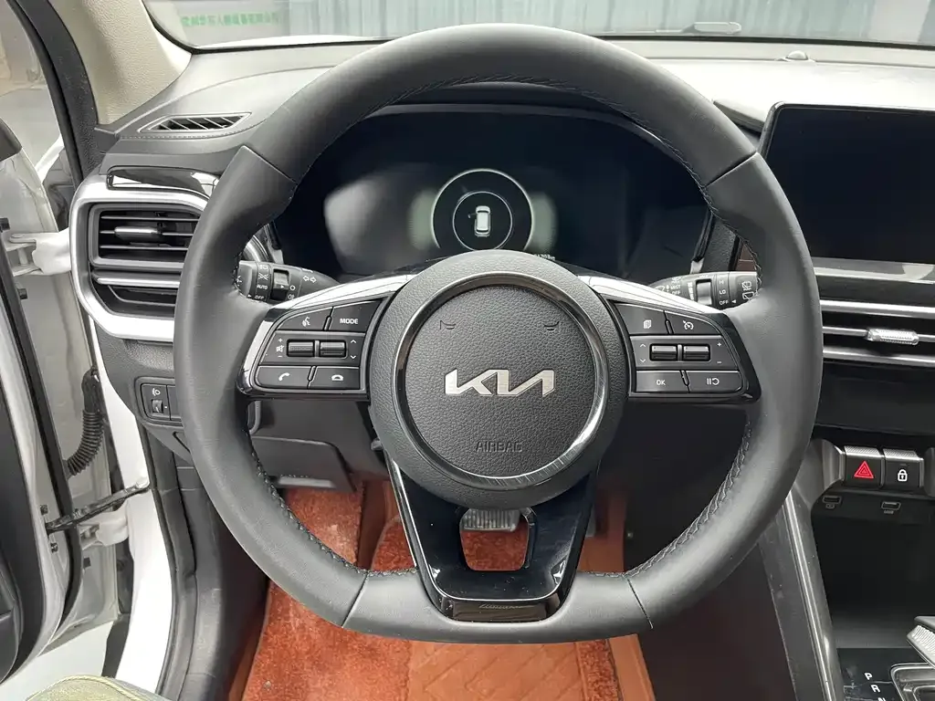 Kia Sportage — фото 5