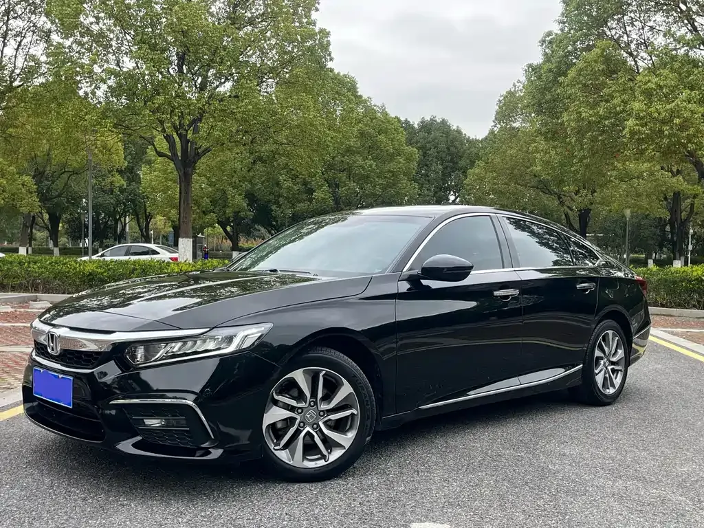 Honda Inspire 2021 из CN, фото 1