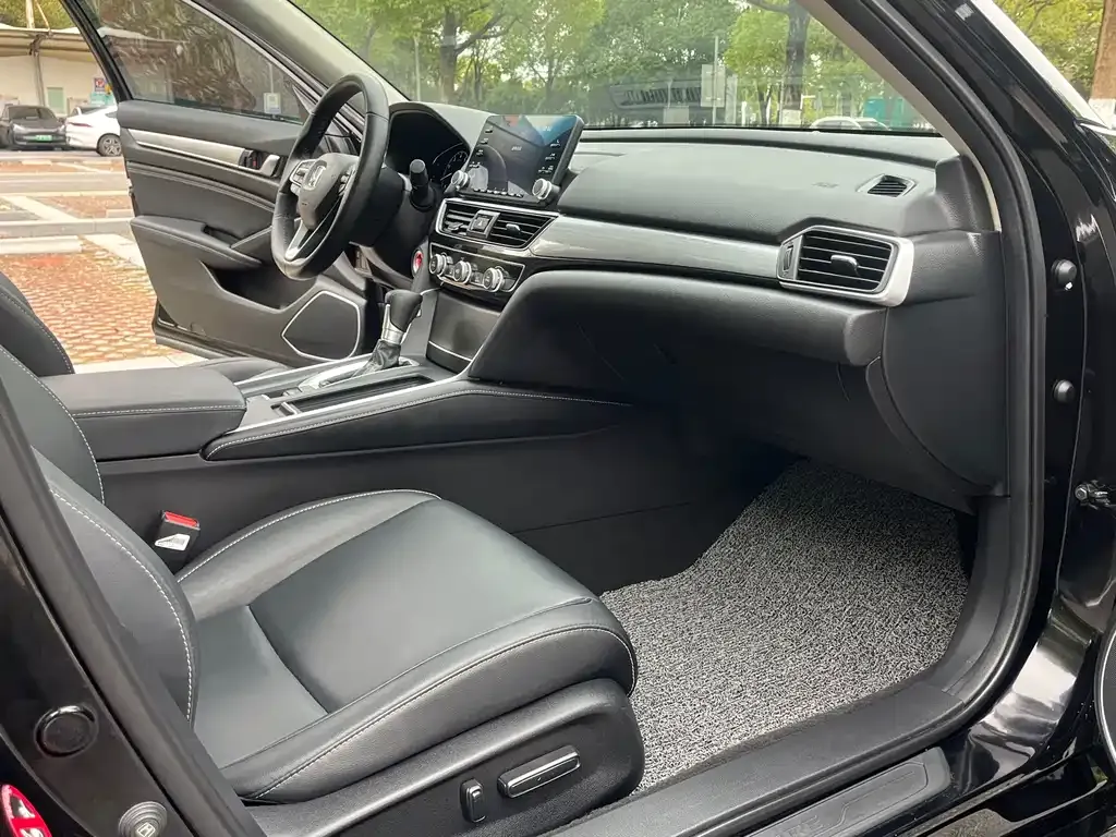 Honda Inspire 2021 из CN, фото 9