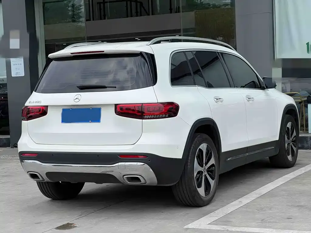 Mercedes-Benz GLB 2023 из CN, фото 2