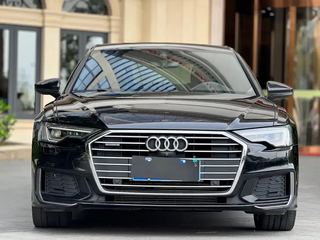 Audi A6L — фото 2
