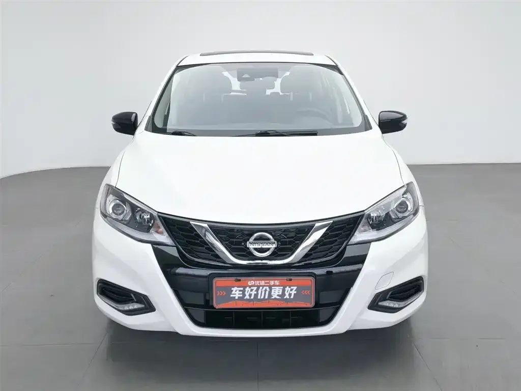 Nissan Tiida 2023 из CN, фото 3