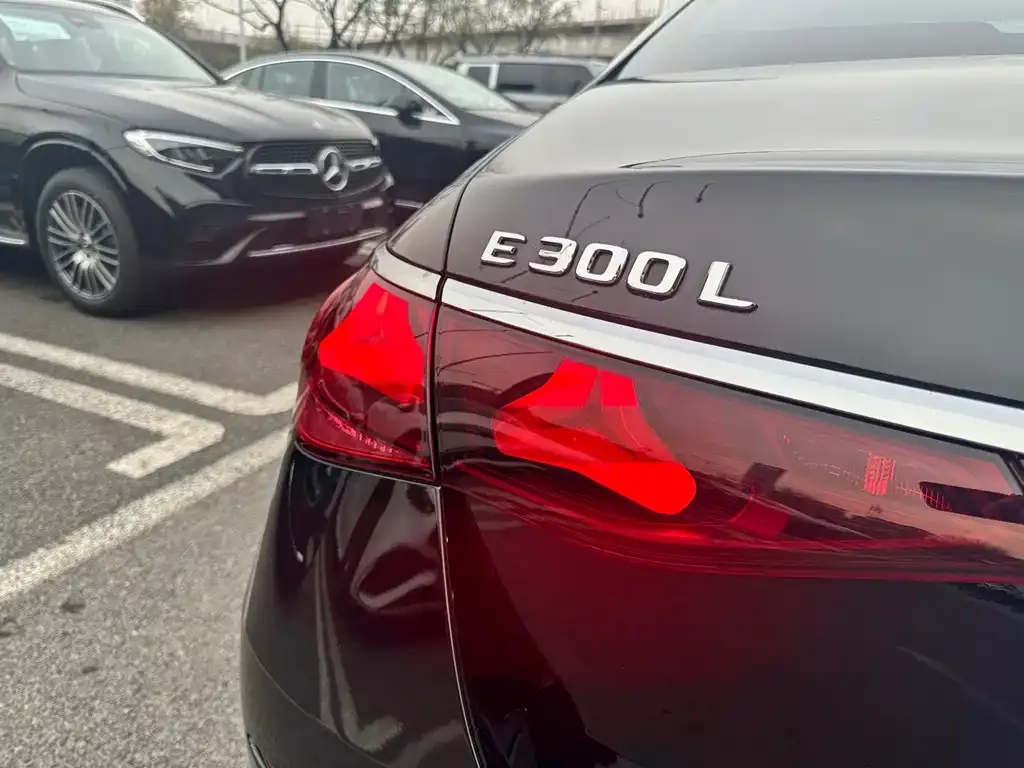 Mercedes-Benz E-Class 2024 из CN, фото 10