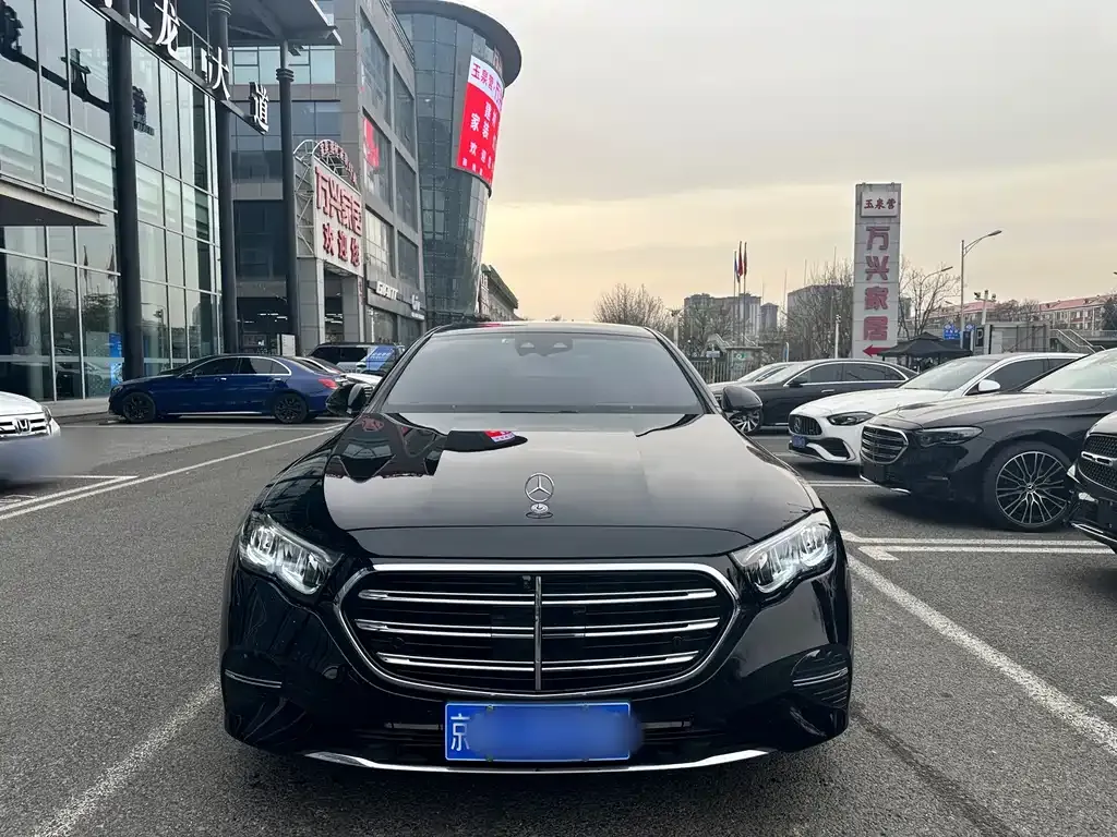 Mercedes-Benz E-Class 2024 из CN, фото 2