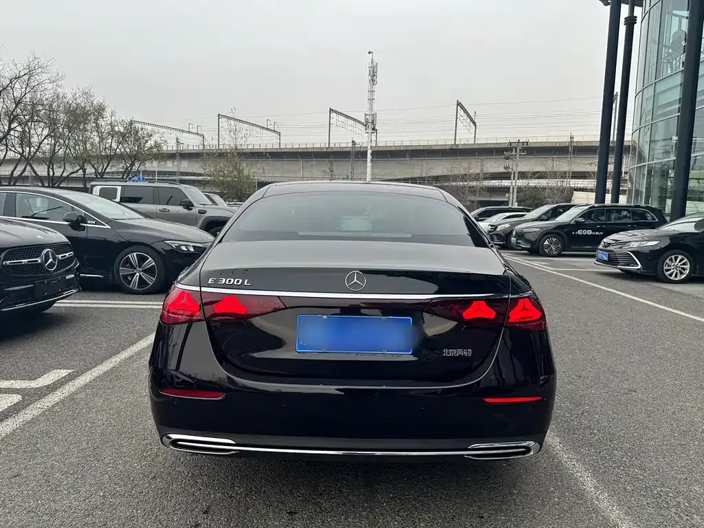Mercedes-Benz E-Class 2024 из CN, фото 5