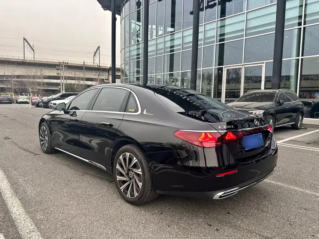 Mercedes-Benz E-Class 2024 из CN, фото 6