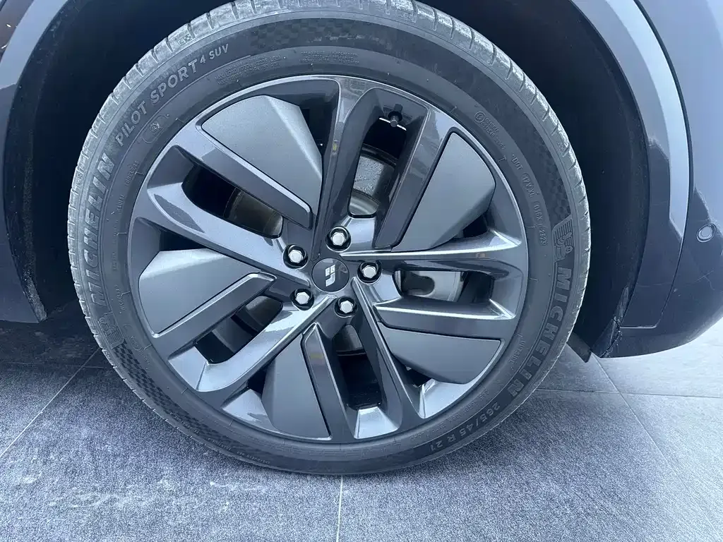 Li Auto L9 2023 из CN, фото 9