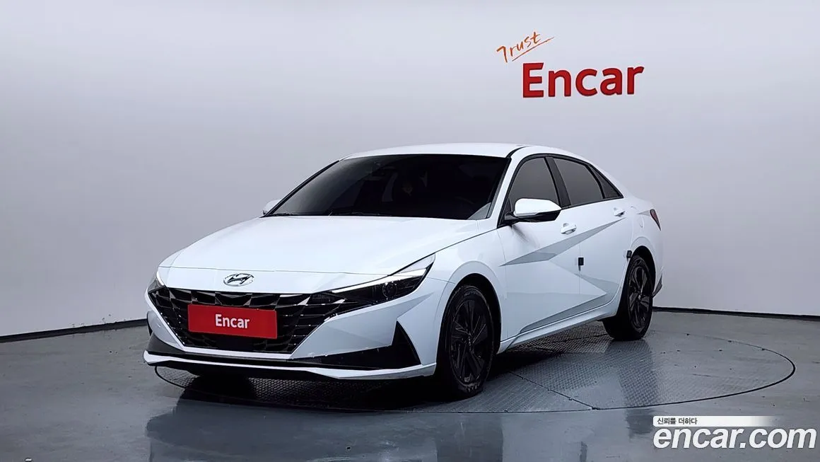 Hyundai AVANTE 2023 из KR, фото 1
