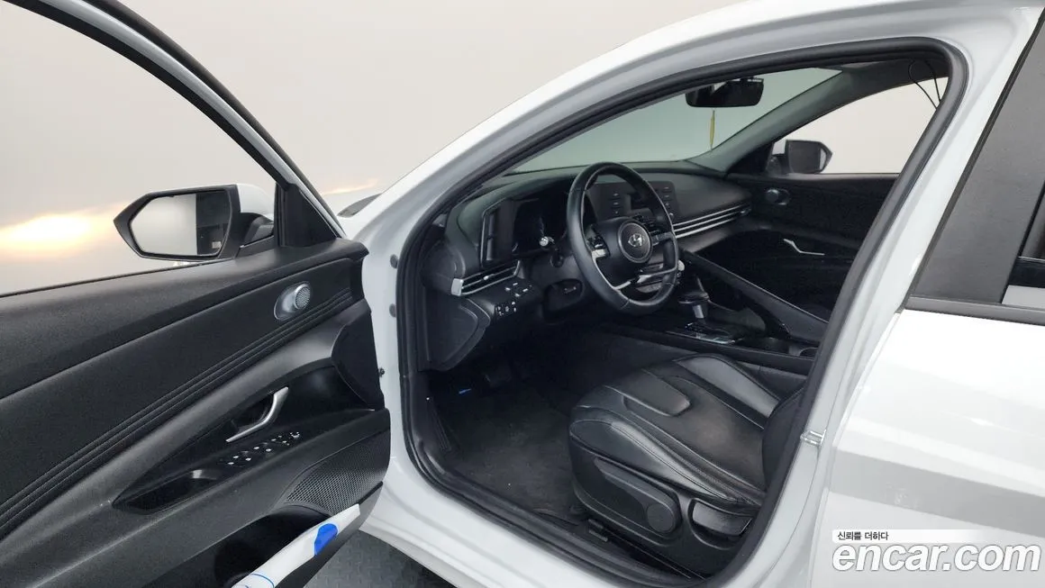 Hyundai AVANTE 2023 из KR, фото 10