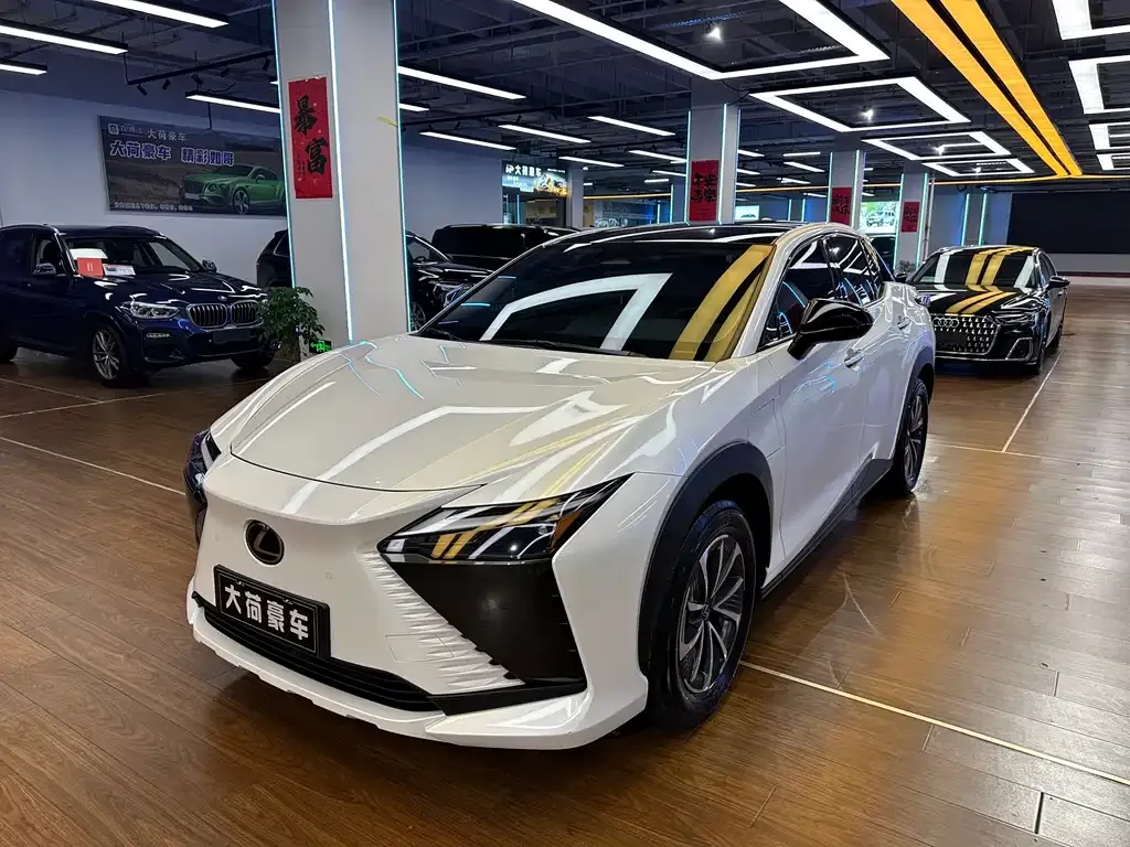 Lexus RZ 2023 из CN, фото 1