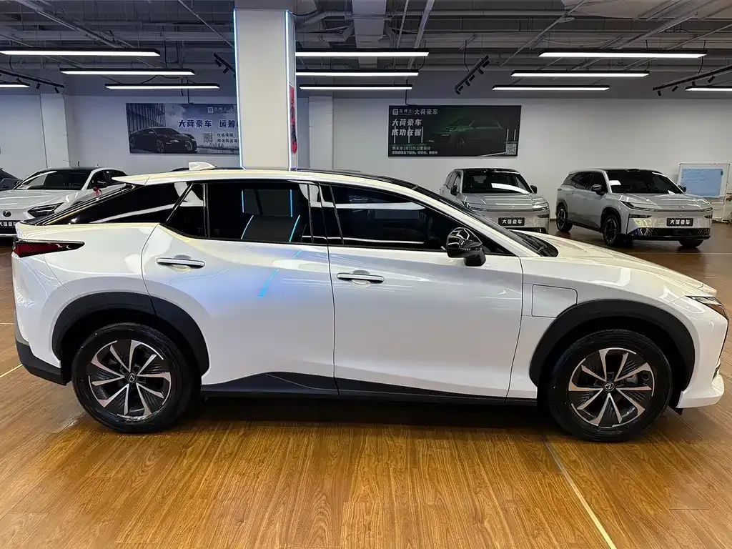 Lexus RZ 2023 из CN, фото 4