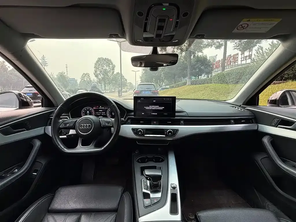 Audi A4L 2023 из CN, фото 7