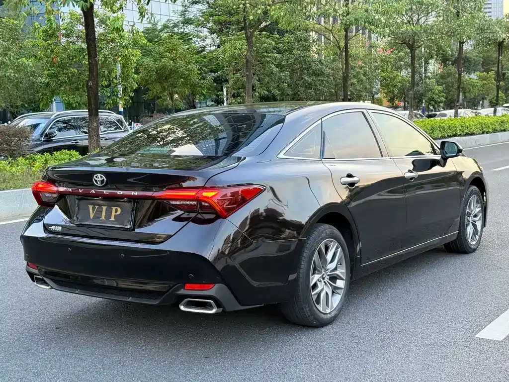 Toyota Avalon 2021 из CN, фото 10