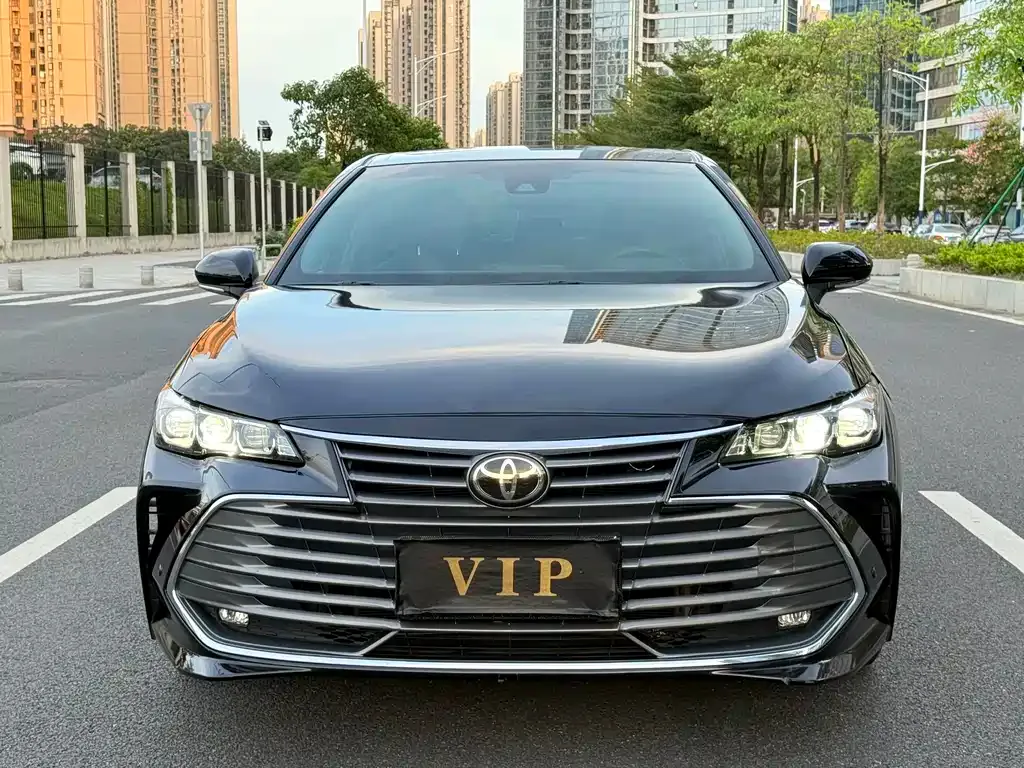 Toyota Avalon 2021 из CN, фото 2