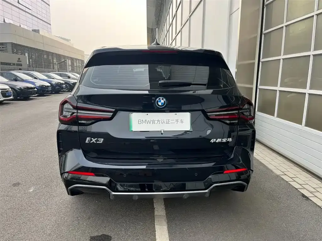 BMW iX3 2024 из CN, фото 4