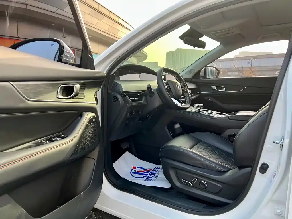 Changan UNI-K 2021 из CN, фото 8