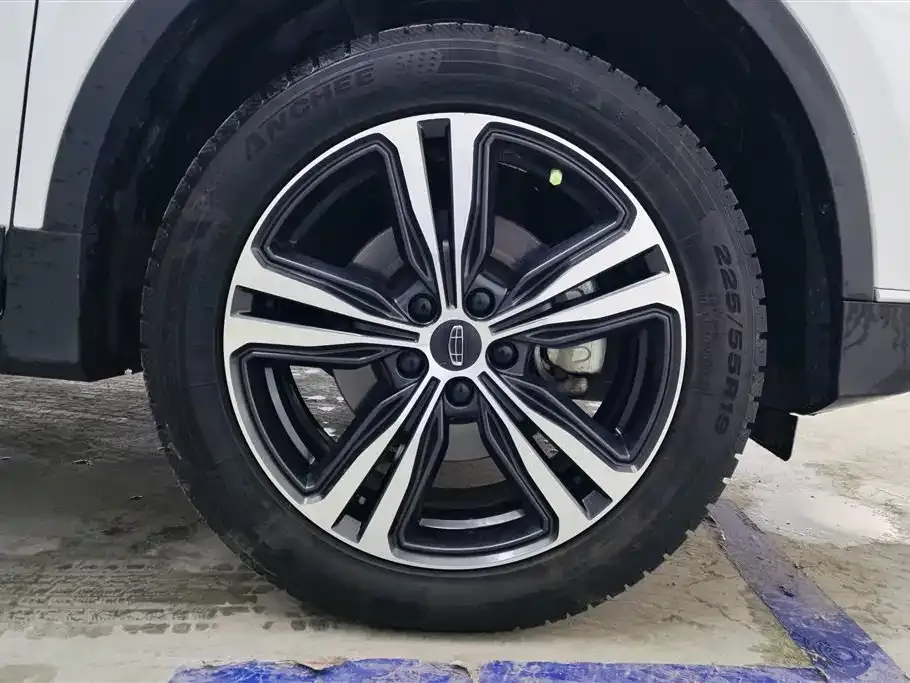 Geely Boyue 2022 из CN, фото 6