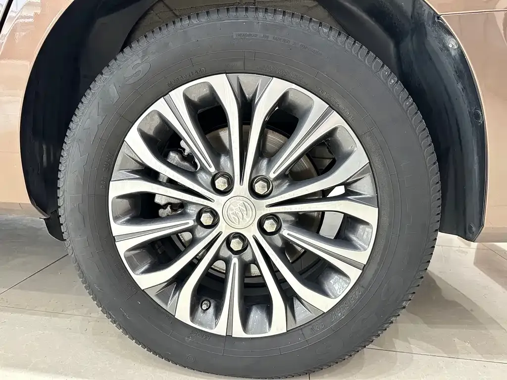 Buick GL8 2021 из CN, фото 10