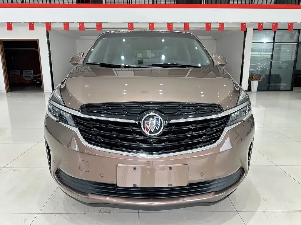 Buick GL8 2021 из CN, фото 2