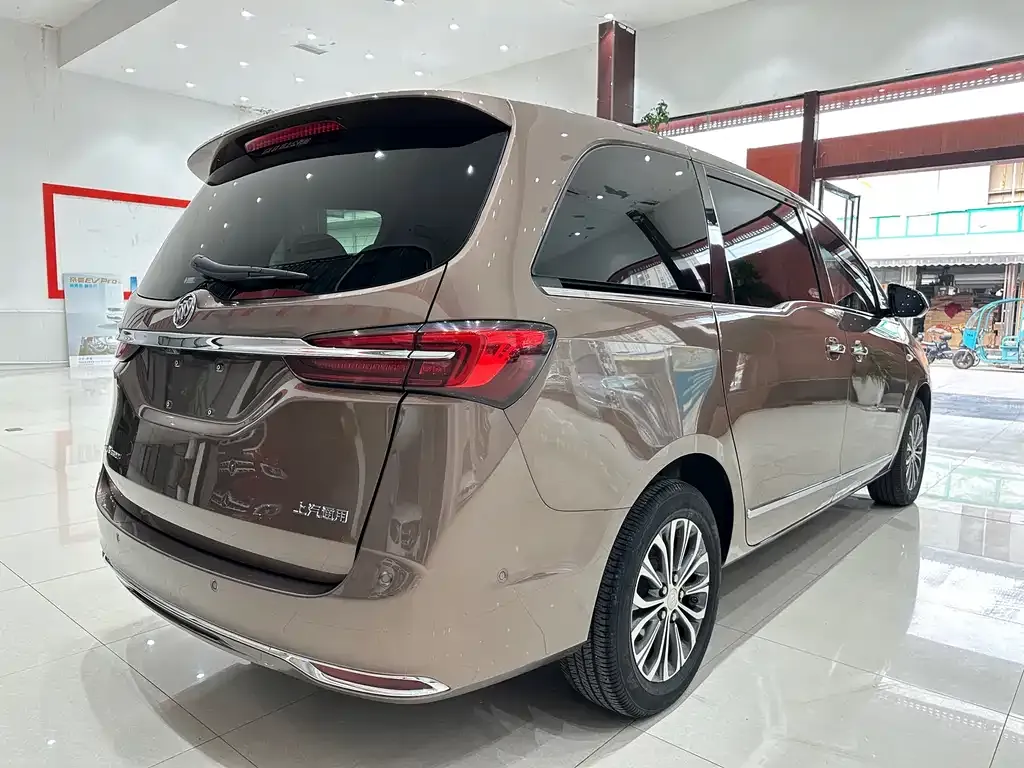 Buick GL8 2021 из CN, фото 4
