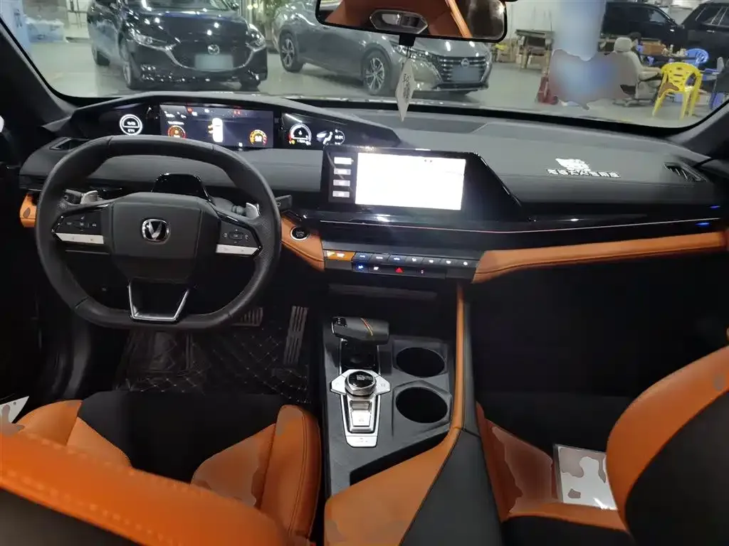 Changan UNI-V 2024 из CN, фото 10