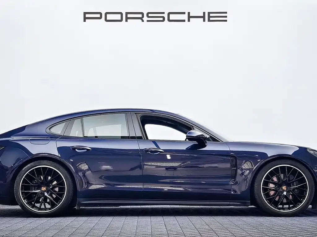 Porsche Panamera — фото 4