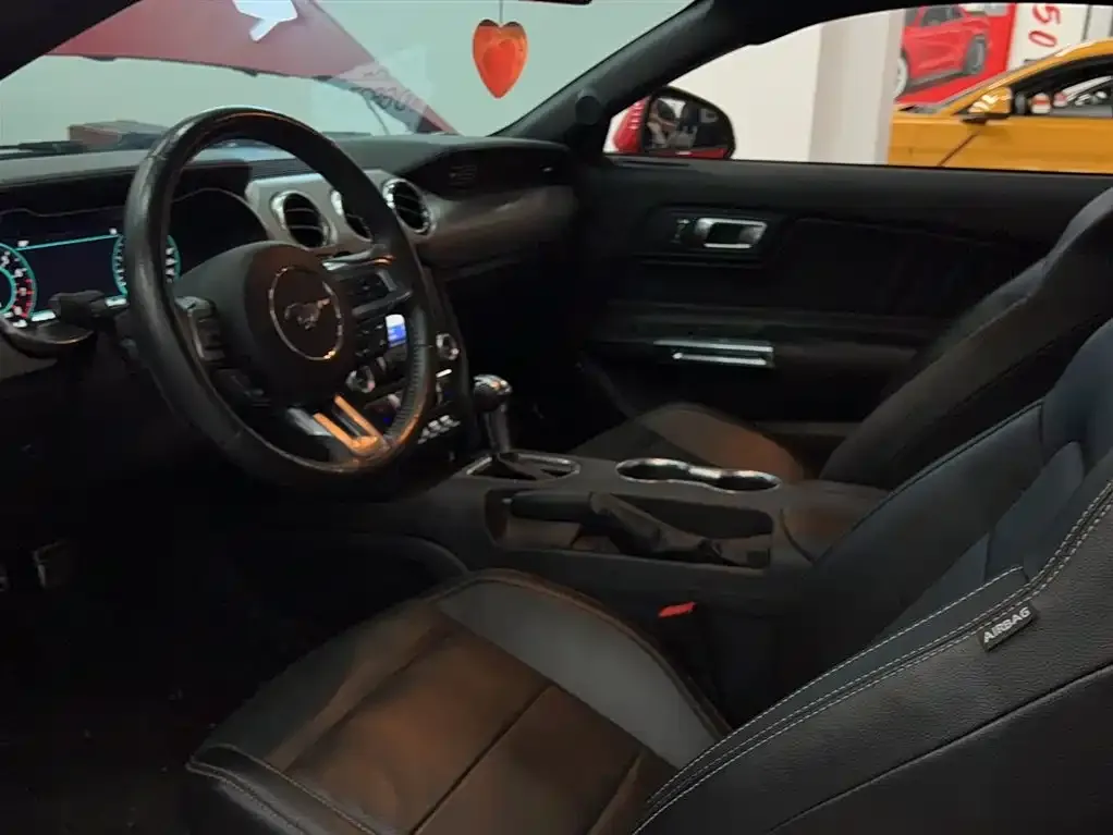Ford Mustang 2021 из CN, фото 10