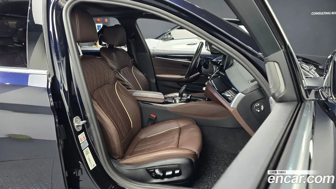 BMW 5-Series 2022 из KR, фото 10