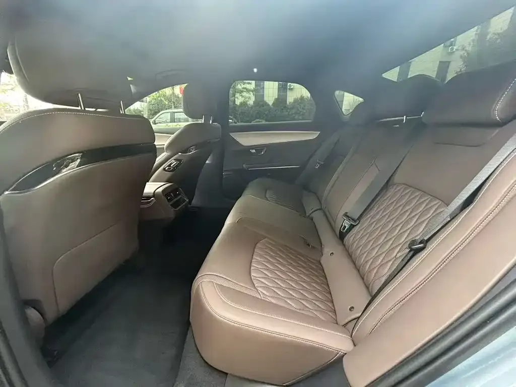 [object Object] Han 2023 из CN, фото 6