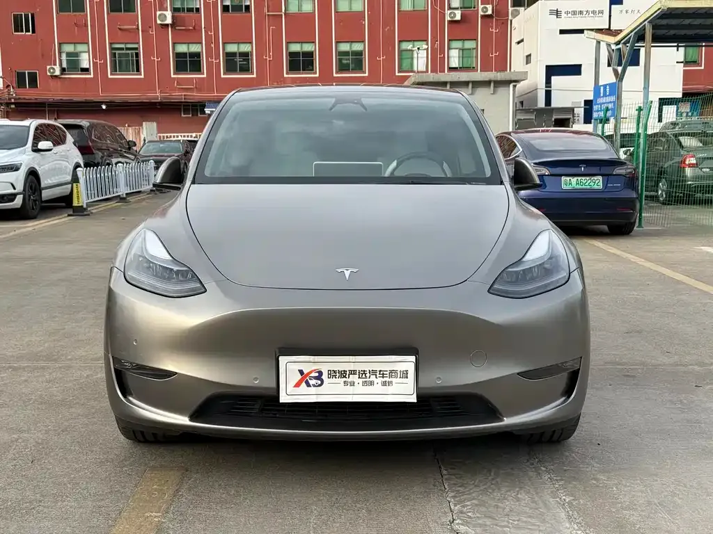 Tesla Model Y 2024 из CN, фото 2