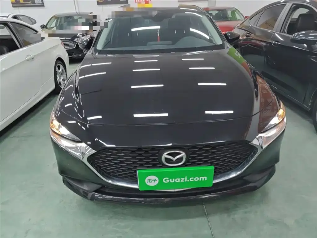 Mazda 3 Axela 2022 из CN, фото 3
