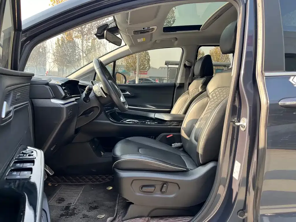 Hyundai Custo 2022 из CN, фото 7