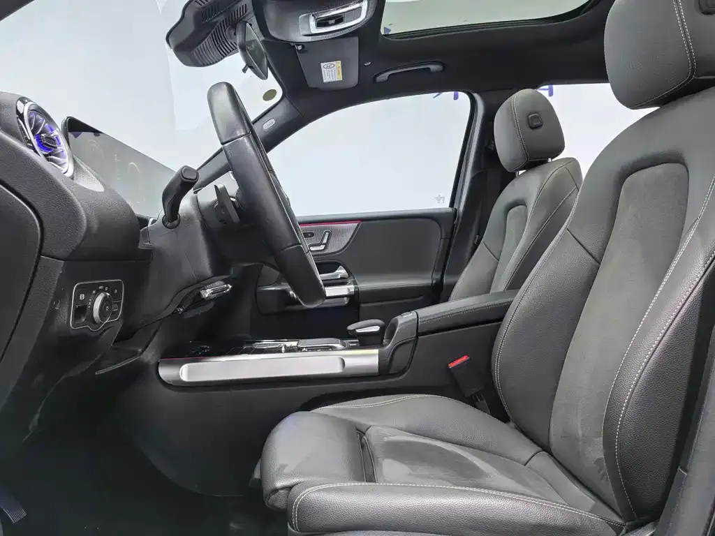 Mercedes-Benz EQB 2024 из CN, фото 9