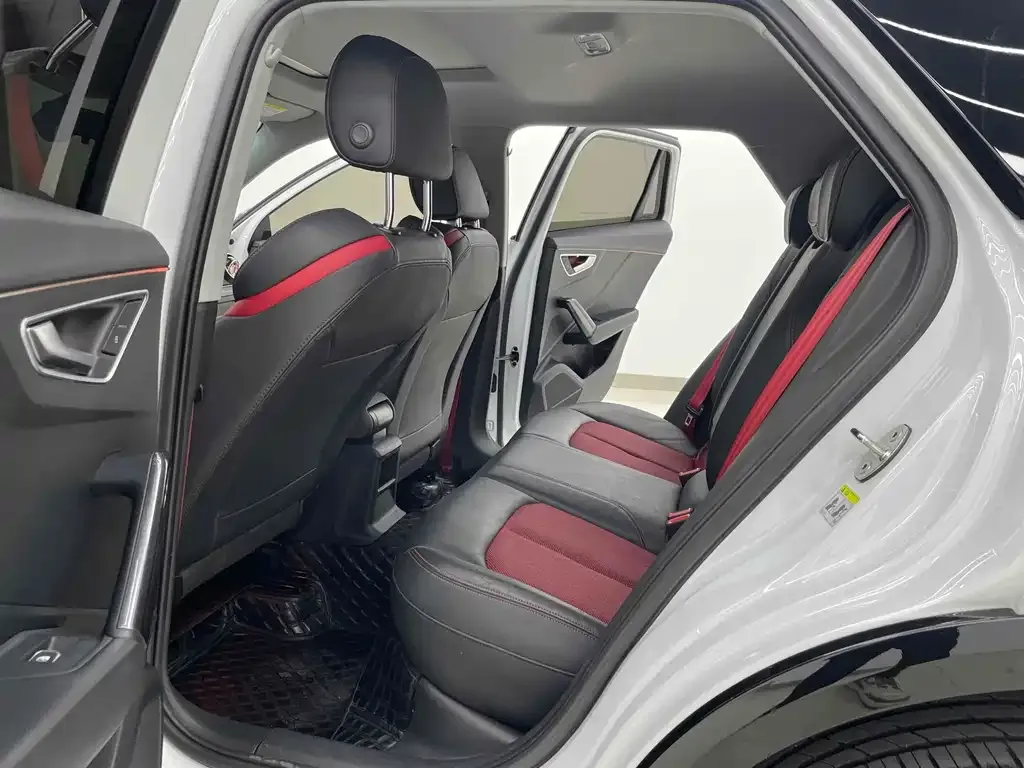 Audi Q2L 2022 из CN, фото 4