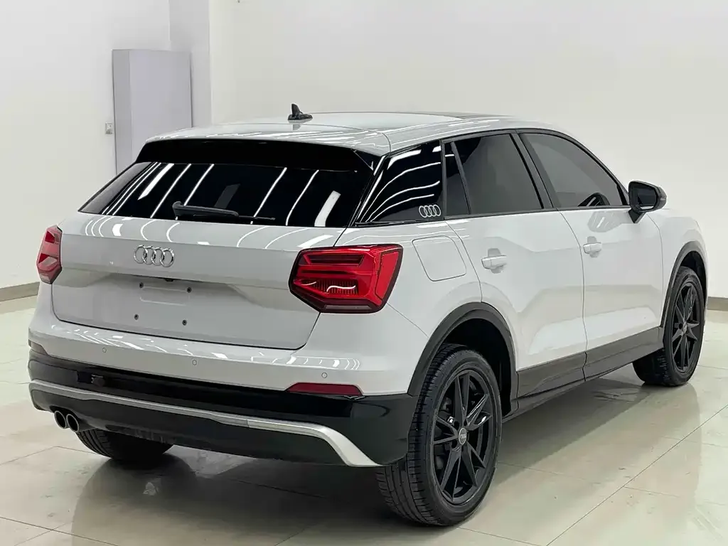 Audi Q2L 2022 из CN, фото 7