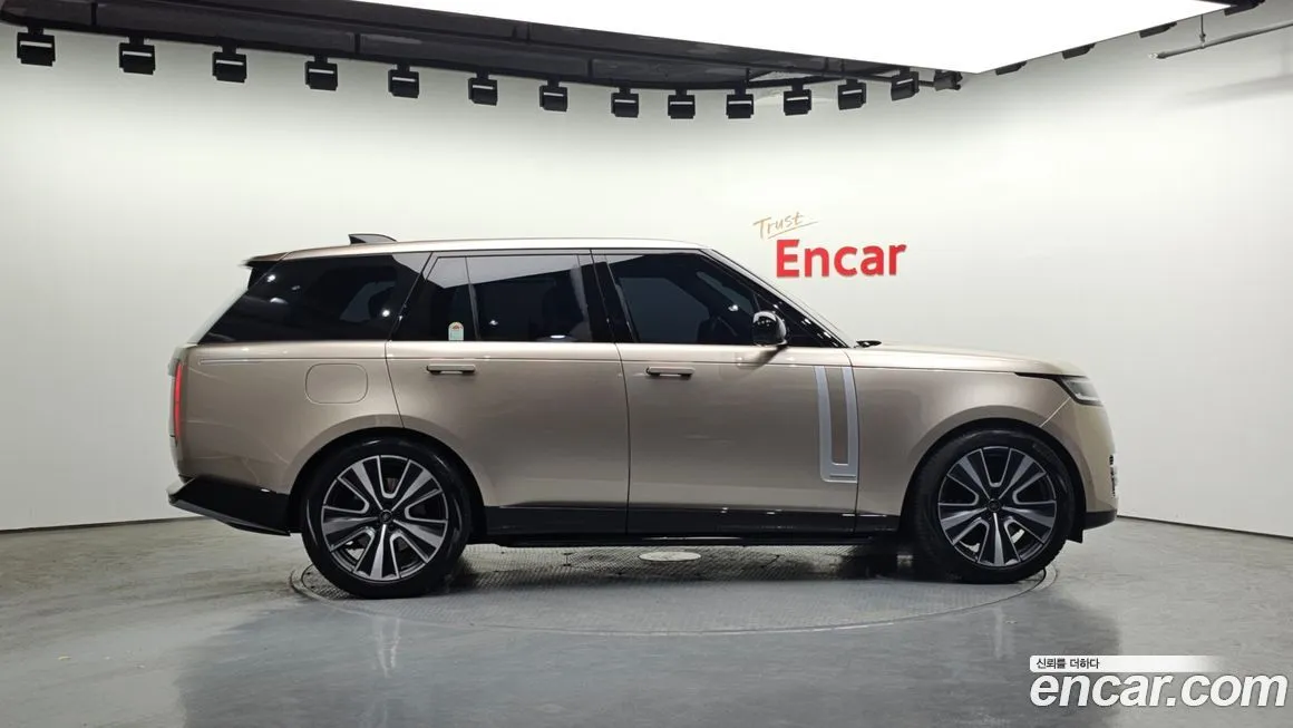 Land Rover Range Rover 2024 из KR, фото 6