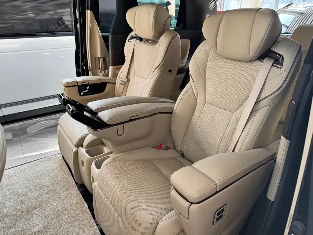 Toyota Vellfire 2024 из CN, фото 10