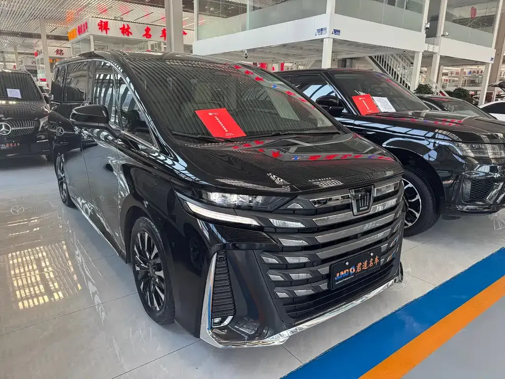 Toyota Vellfire 2024 из CN, фото 3