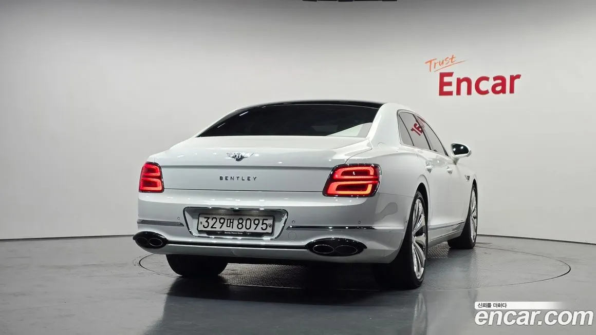 Bentley Flying Spur 2022 из KR, фото 4