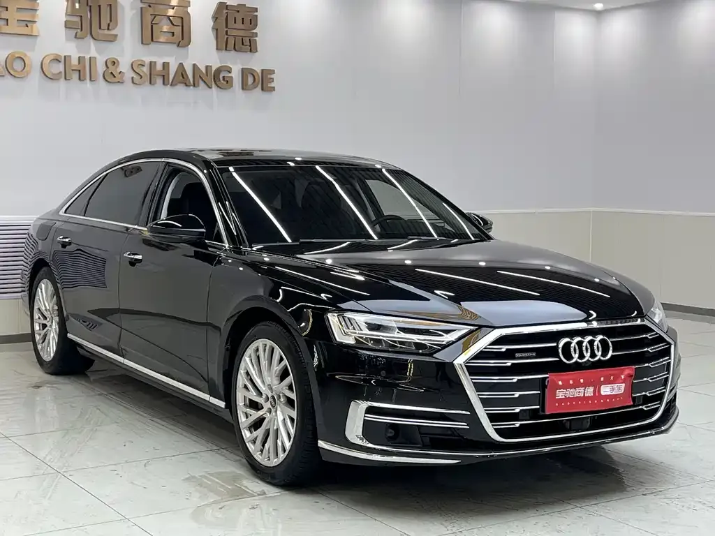 Audi A8 2021 из CN, фото 2