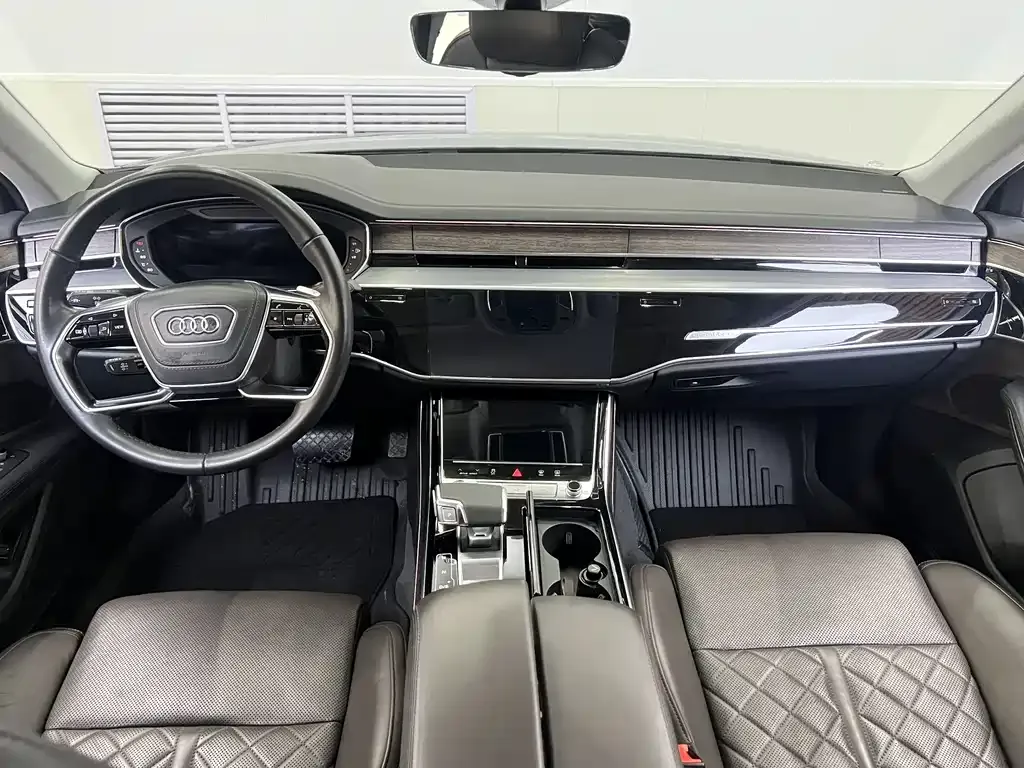 Audi A8 2021 из CN, фото 7