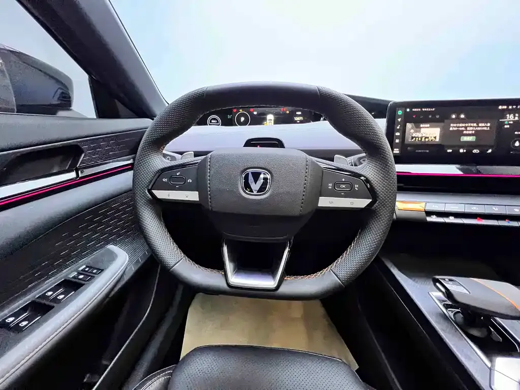 Changan UNI-V 2023 из CN, фото 10