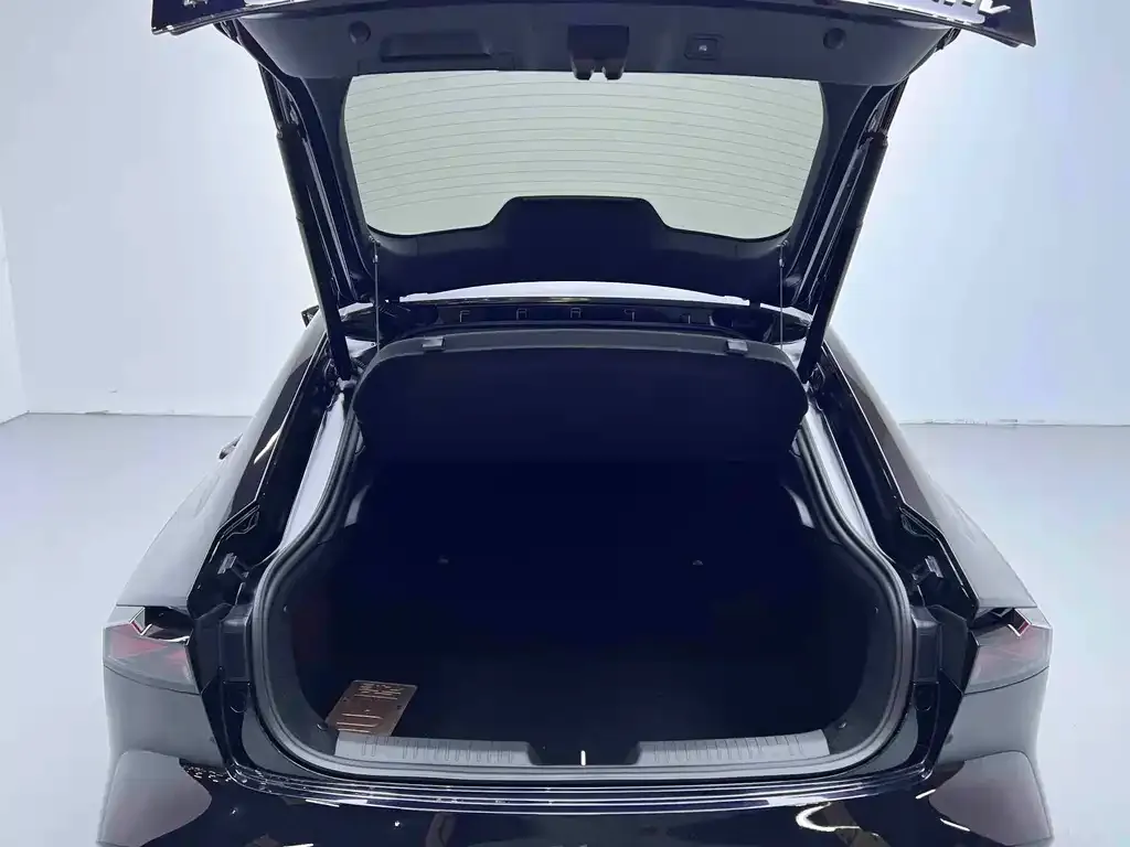 Changan UNI-V 2023 из CN, фото 9