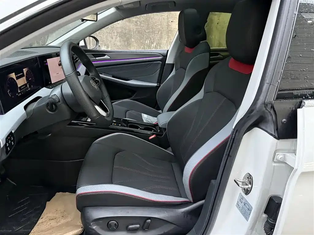 Volkswagen Lamando 2023 из CN, фото 8
