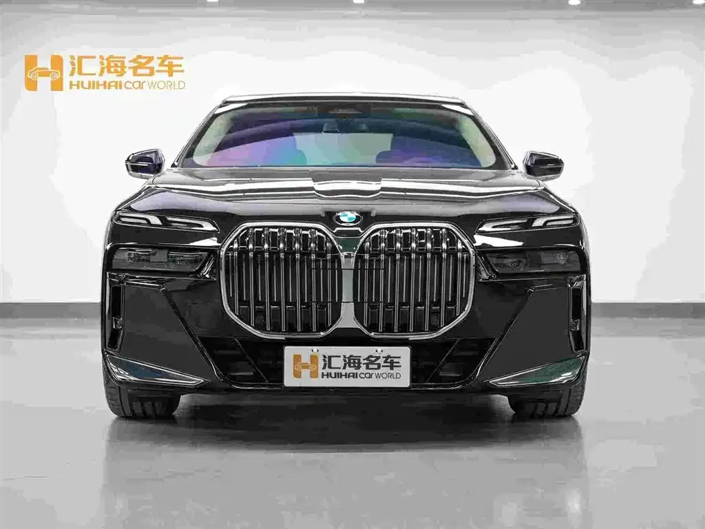 BMW 7 Series 2024 из CN, фото 2