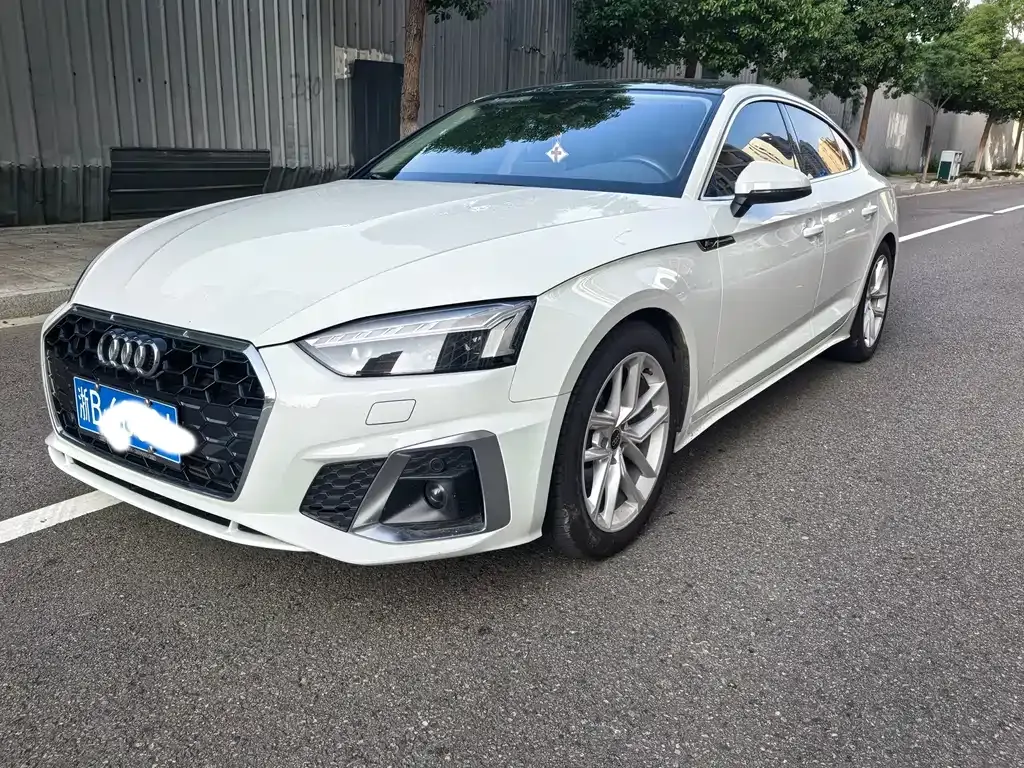 Audi A5 (Import) 2023 из CN, фото 1