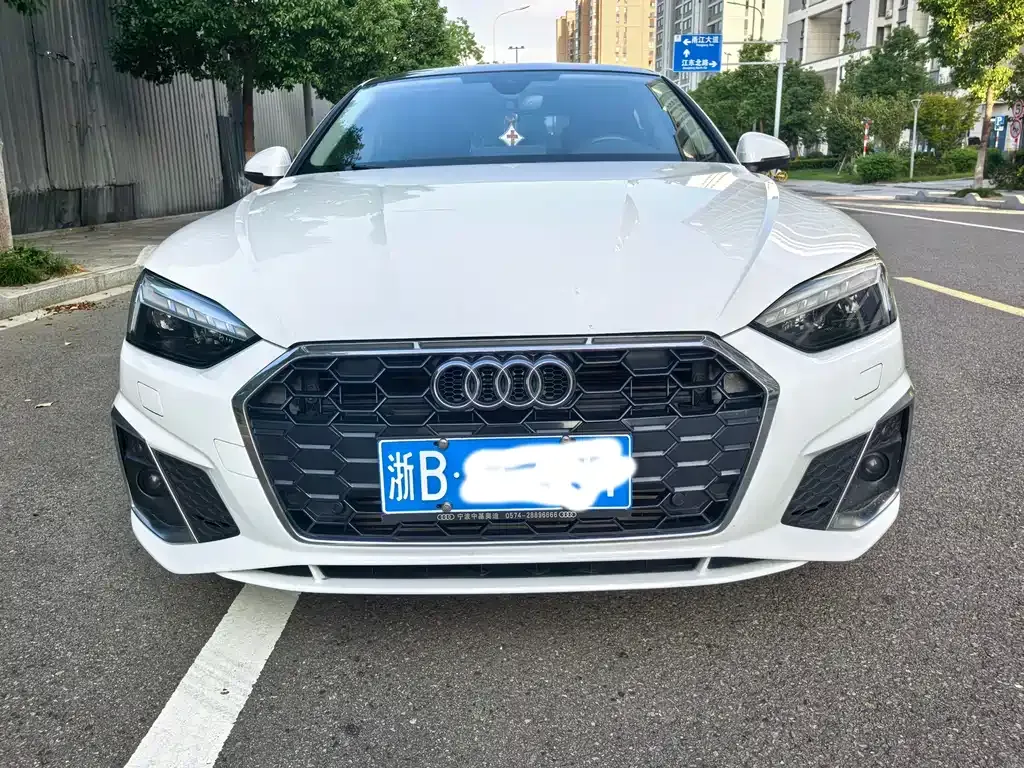 Audi A5 (Import) 2023 из CN, фото 2