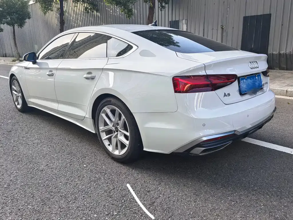 Audi A5 (Import) 2023 из CN, фото 3